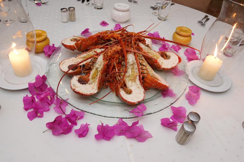 Hotel Le Clos Des Papillons ซาลี ปอร์ตูดัล ภายนอก รูปภาพ