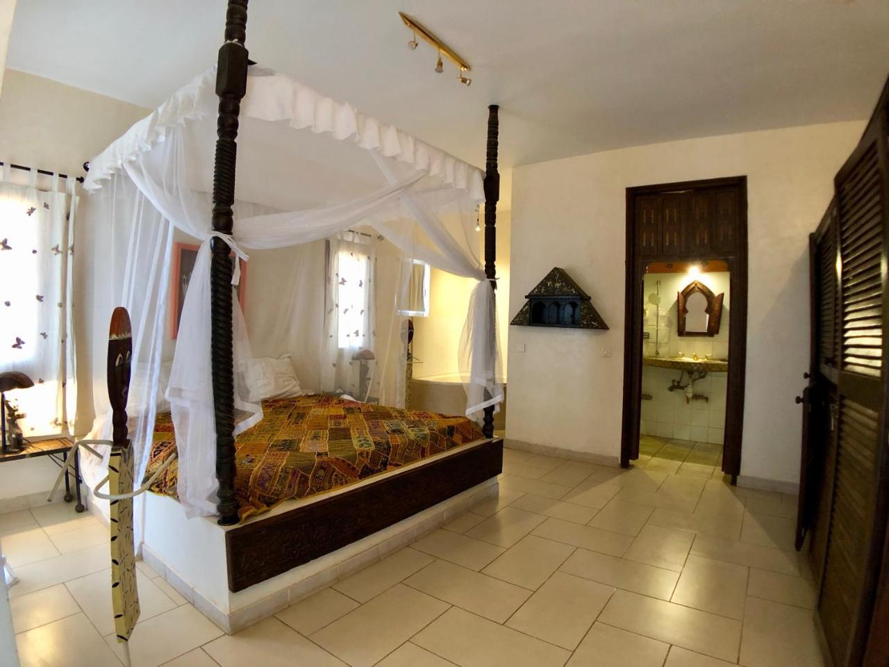 Hotel Le Clos Des Papillons ซาลี ปอร์ตูดัล ภายนอก รูปภาพ
